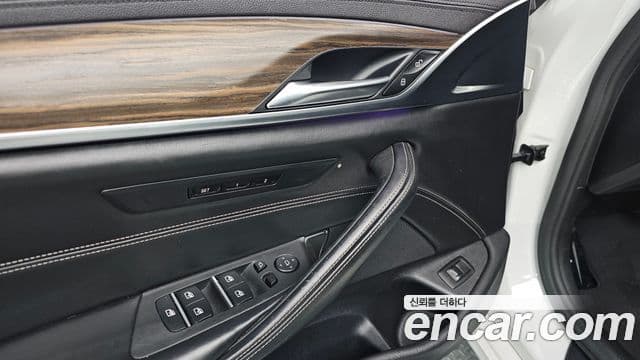 BMW 5시리즈 (G30) 530i xDrive Luxury Plus, 2019 17