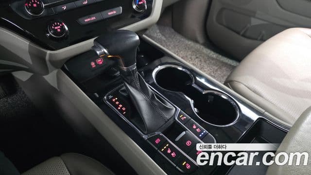 Kia The / новый New Carnival Prestige, 2019 9