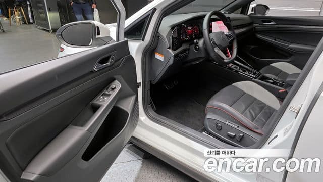 Volkswagen Гольф 8세대 2.0 GTI, 2023 11