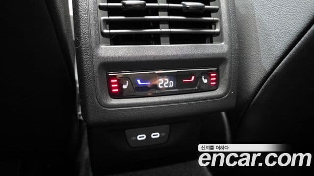 Volkswagen Гольф 8세대 2.0 GTI, 2023 18