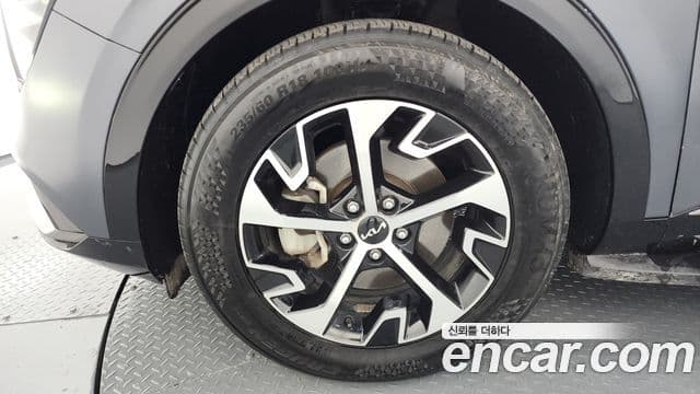 Kia Sportage 5세대 гибрид Signature 2WD, 2022 все фото