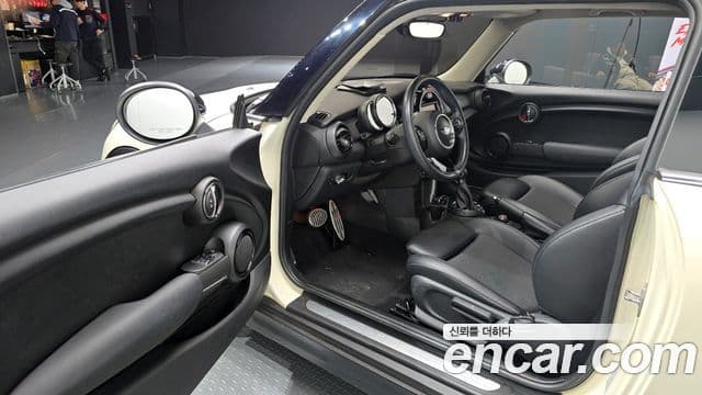Mini Cooper D 3세대, 2016 11