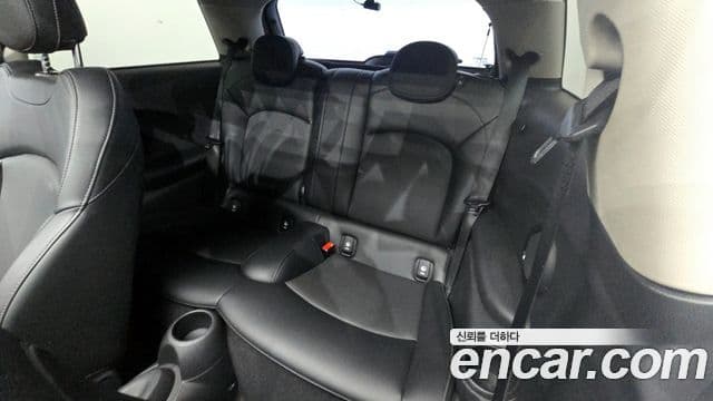 Mini Cooper D 3세대, 2016 12