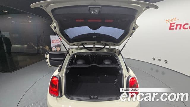 Mini Cooper D 3세대, 2016 20