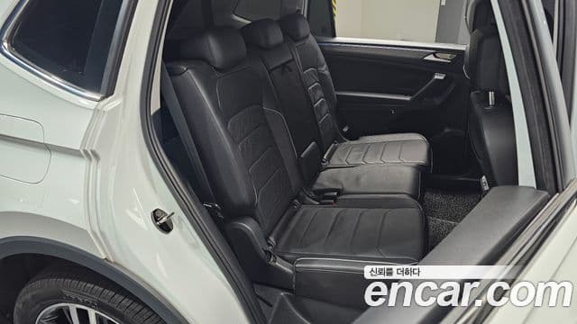 Volkswagen Tiguan Allspace Prestige, 2024 12