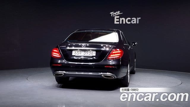 Mercedes-Benz E-класс W213 Avantgarde, 2018 4