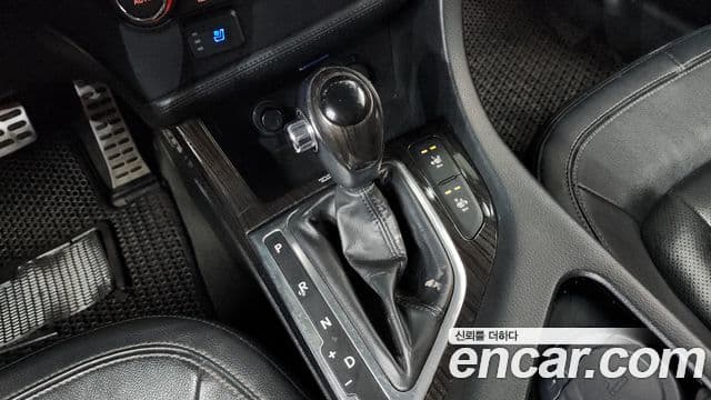 Kia K5 Prestige, 2012 9