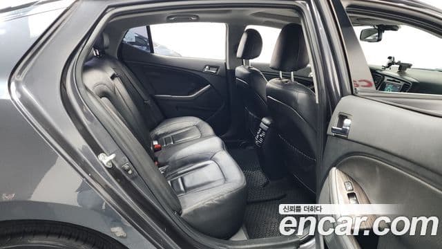 Kia K5 Prestige, 2012 12