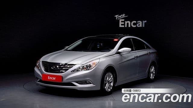 Hyundai YF Sonata чёрный, 2011 1