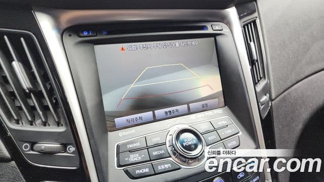 Hyundai YF Sonata чёрный, 2011 15