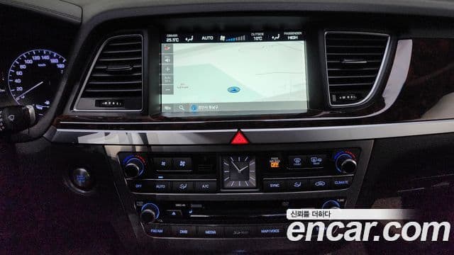 Hyundai Genesis DH G330 Premium AWD, 2016 16