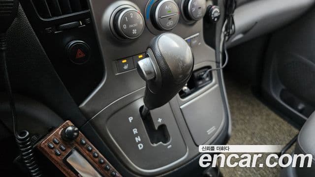 Hyundai Grand Starex кемпер, 2012 9