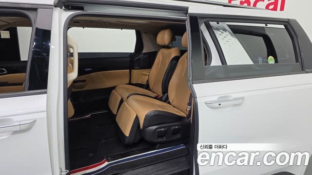 Kia Carnival 4세대 Signature, 2021 11