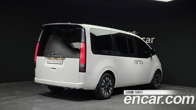 Hyundai Staria Inspiration, 2024 2