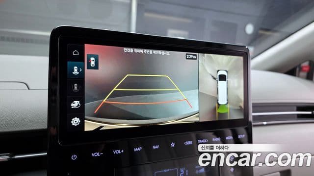 Hyundai Staria Inspiration, 2024 16