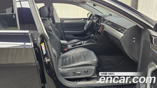 Volkswagen 아테온 2.0 TDI Prestige 4모션, 2020 11