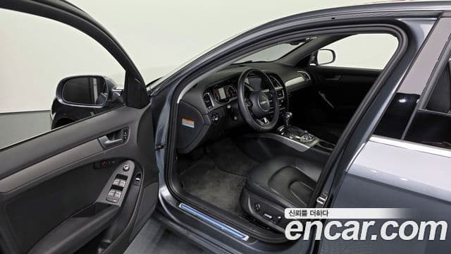 Audi New A4 B8, 2015 10