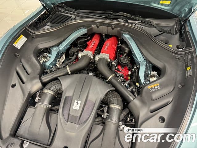 Ferrari 로마 3.9 Spyder, 2025 6