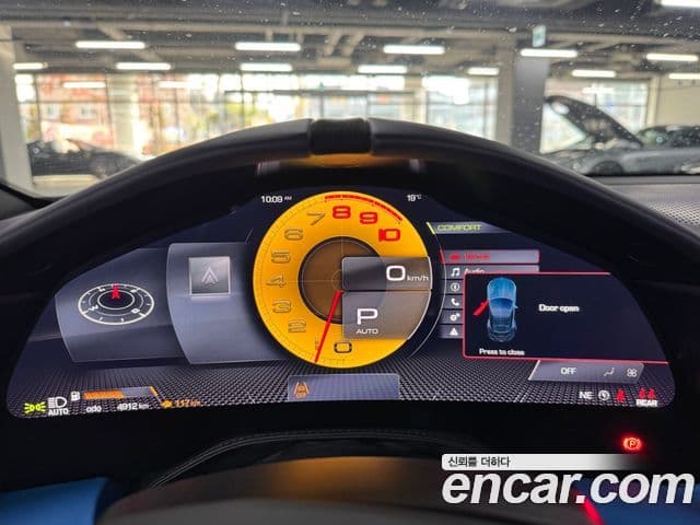 Ferrari 로마 3.9 Spyder, 2025 9