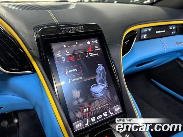 Ferrari 로마 3.9 Spyder, 2025 10