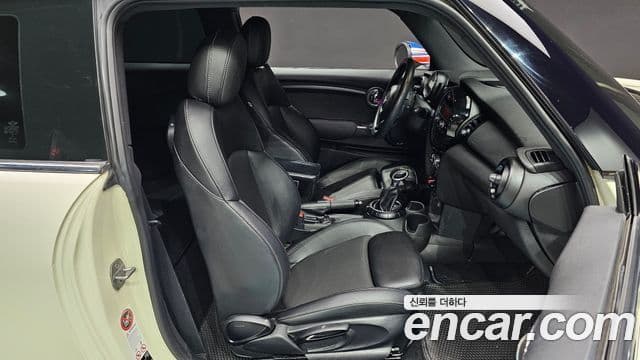 Mini Cooper D 3세대, 2014 10