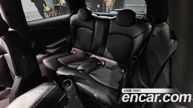 Mini Cooper D 3세대, 2014 12