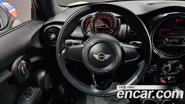 Mini Cooper D 3세대, 2014 13