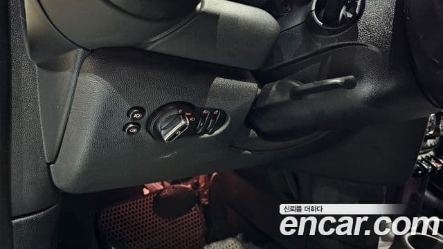 Mini Cooper D 3세대, 2014 18