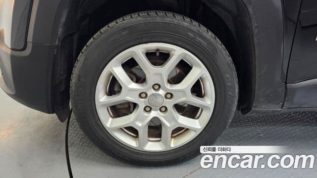 Jeep Renegade 2.4 Longitude, 2016 все фото