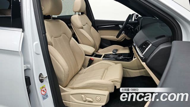 Audi Q5 (FY) Premium, 2024 10