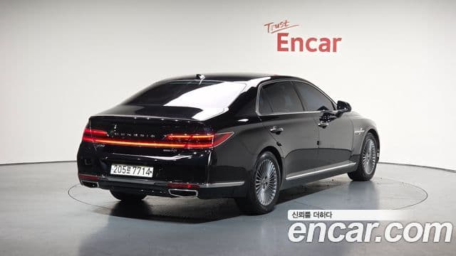 Genesis G90 Luxury, 2020 2