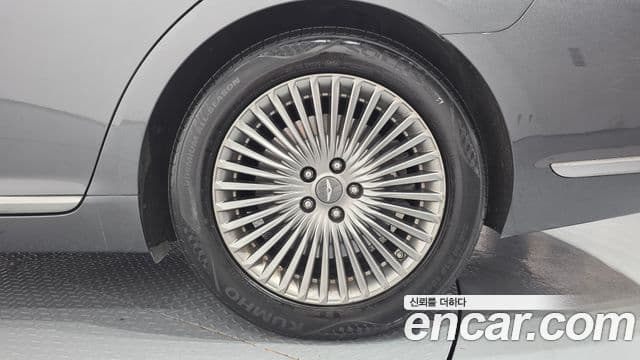 Genesis G90 Luxury, 2021 все фото