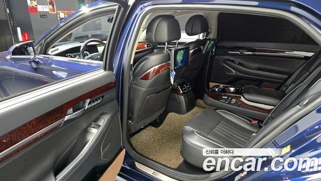 Genesis EQ900 Prestige, 2016 12