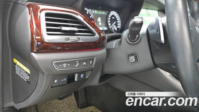 Genesis EQ900 Prestige, 2016 16