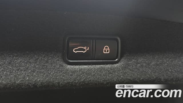 Genesis EQ900 Prestige, 2016 20