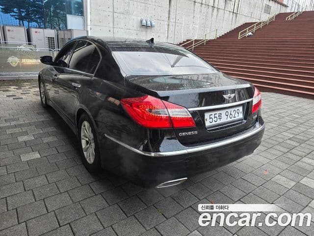 Hyundai Genesis Prime Pack, 2012 3