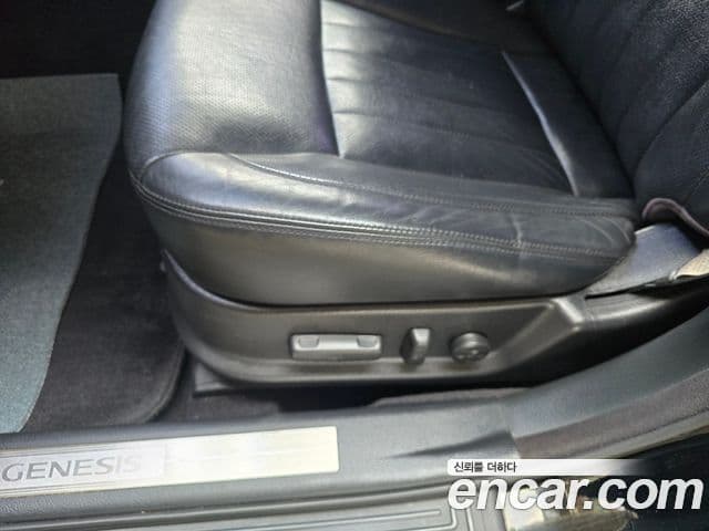 Hyundai Genesis Prime Pack, 2012 10