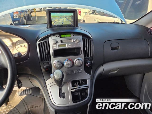 Hyundai Grand Starex CVX Luxury, 2010 15