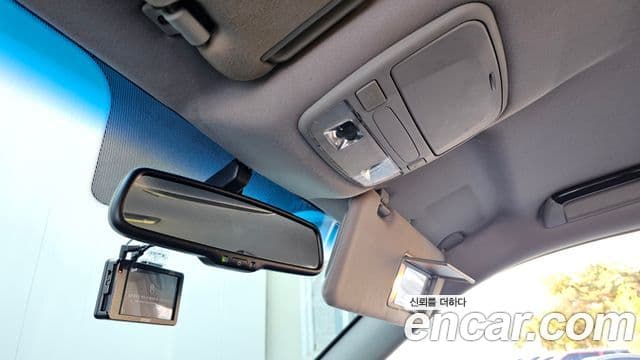 Kia Opirus Premium LPI GH270 Deluxe, 2011 17