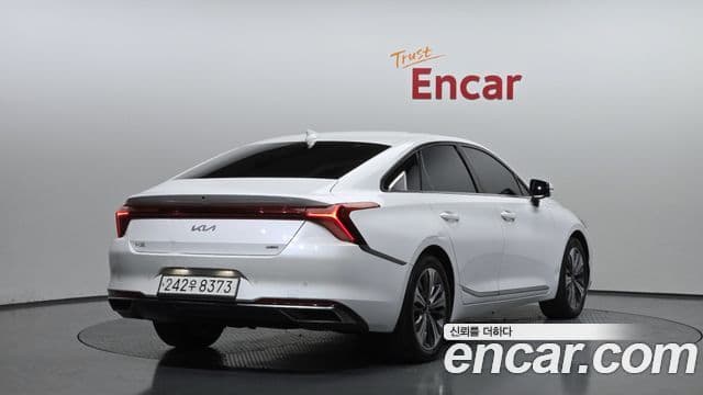 Kia K8 гибрид Noblesse, 2022 2