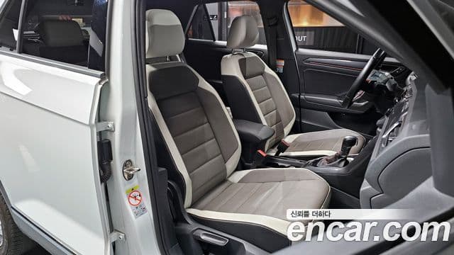 Volkswagen T-Roc Prestige, 2022 10