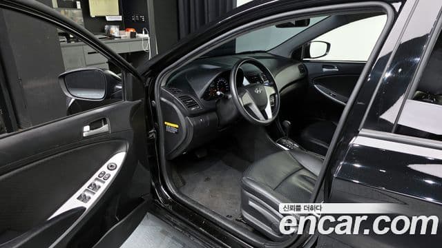 Hyundai Accent(новый кузов / новое поколение) 1.4 VVT Smart, 2014 10