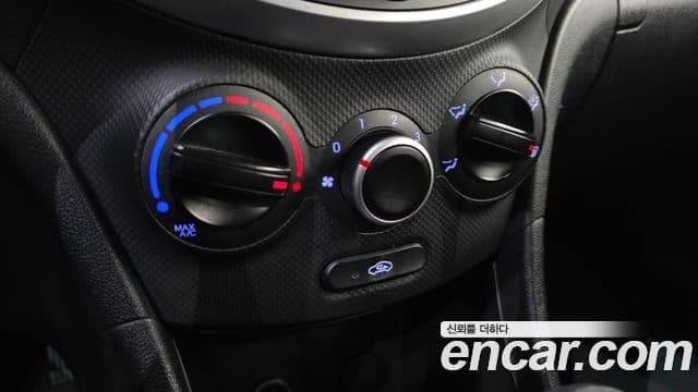 Hyundai Accent(новый кузов / новое поколение) 1.4 VVT Smart, 2014 13