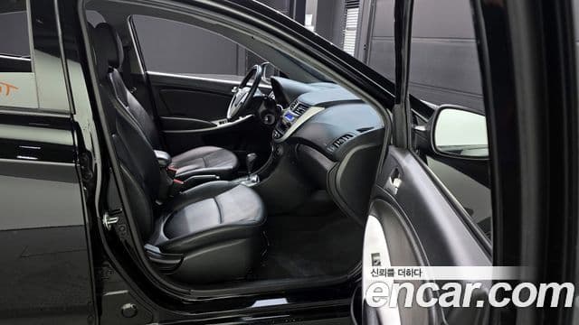 Hyundai Accent(новый кузов / новое поколение) 1.4 VVT Smart, 2014 20