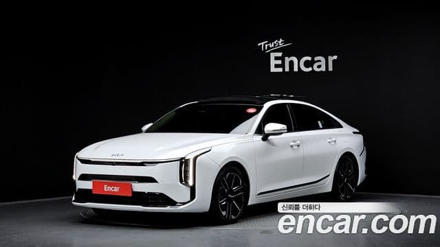 Kia The / новый New K8 гибрид Noblesse, 2025 1