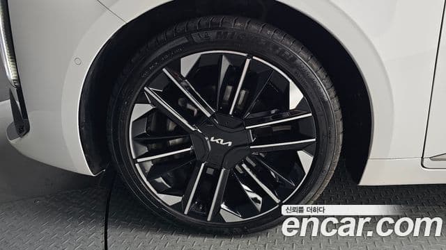 Kia The / новый New K8 гибрид Noblesse, 2025 все фото