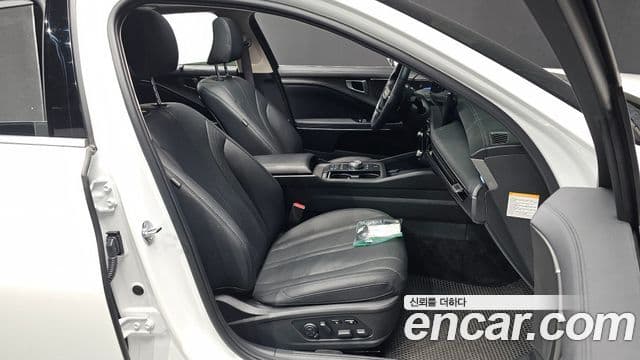 Kia The / новый New K8 гибрид Noblesse, 2025 12