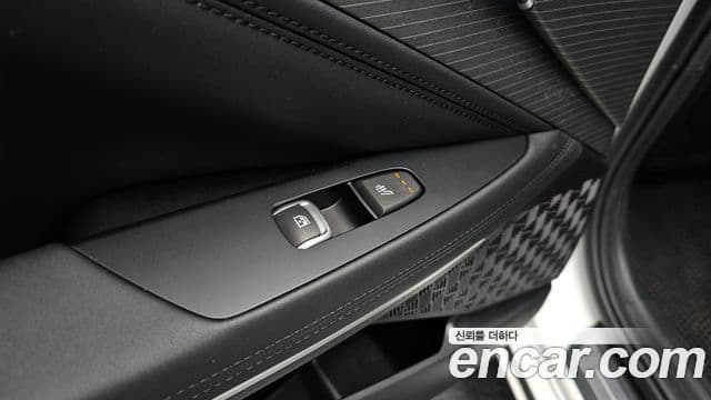 Kia The / новый New K8 гибрид Noblesse, 2025 19