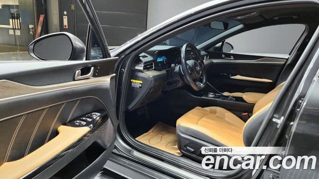 Kia K5 3세대 Signature, 2020 11