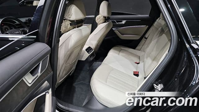 Audi A6 (C8) Premium, 2023 12